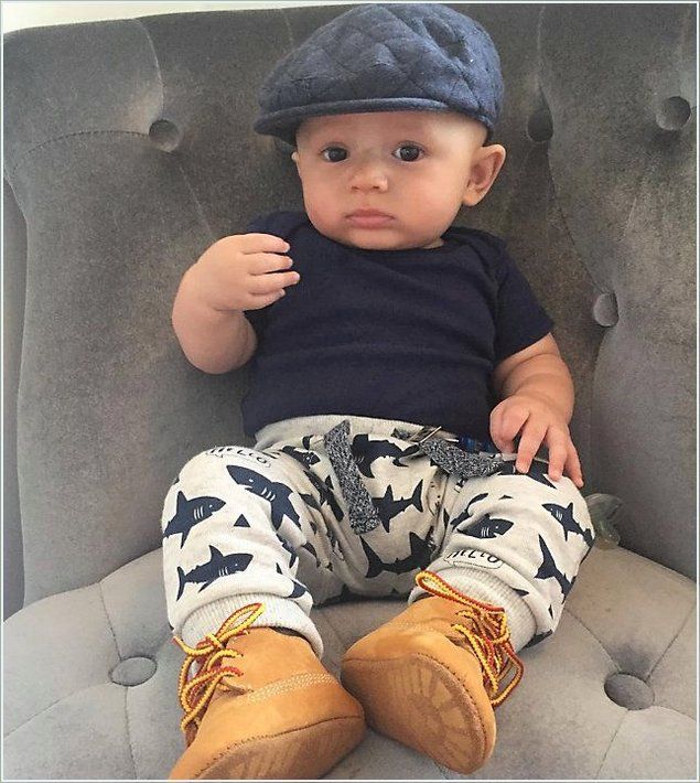  TIMBER Infant Crib Booties/Cap Set 2